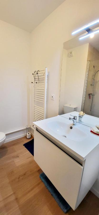 Appartement Moderne Finement Decore Avec Balcon A Vannes Centre Dış mekan fotoğraf